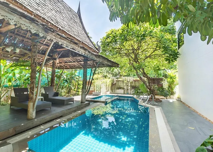 Charlie House Pin Klao 3* Bangkok